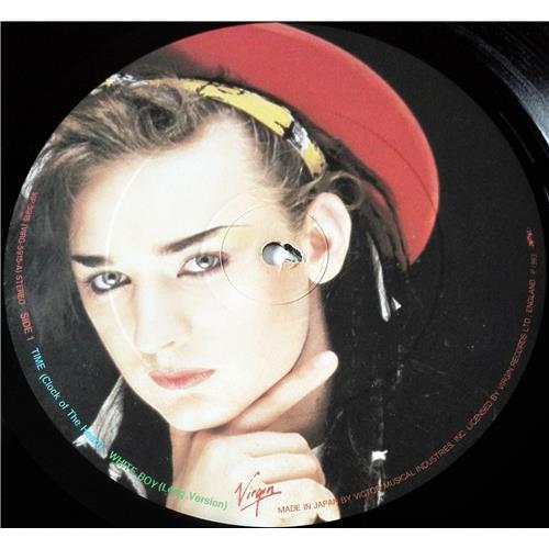 Картинка  Виниловые пластинки  Culture Club – Time / VIP-5915 в  Vinyl Play магазин LP и CD   08539 3 