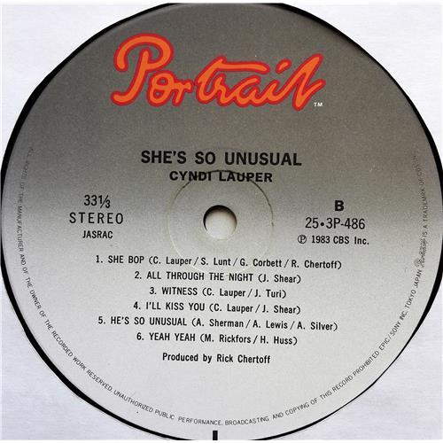 Картинка  Виниловые пластинки  Cyndi Lauper – She's So Unusual / 25.3P-486 в  Vinyl Play магазин LP и CD   07582 5 