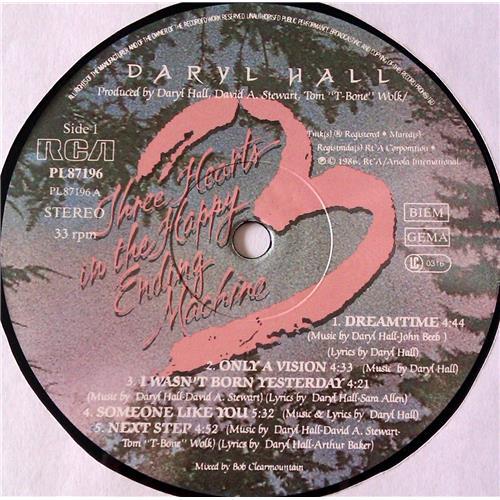 Картинка  Виниловые пластинки  Daryl Hall – Three Hearts In The Happy Ending Machine / PL87196 в  Vinyl Play магазин LP и CD   06951 4 