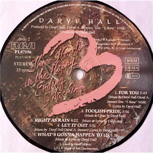 Картинка  Виниловые пластинки  Daryl Hall – Three Hearts In The Happy Ending Machine / PL87196 в  Vinyl Play магазин LP и CD   06951 5 