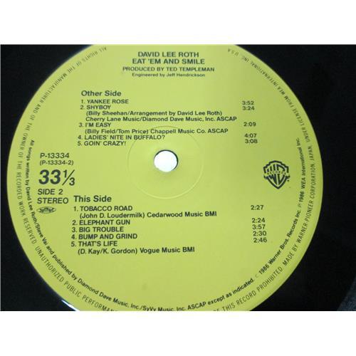 Картинка  Виниловые пластинки  David Lee Roth – Eat 'Em And Smile / P-13334 в  Vinyl Play магазин LP и CD   00519 2 