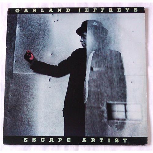  Виниловые пластинки  Garland Jeffreys – Escape Artist / EPC 84808 в Vinyl Play магазин LP и CD  06534 