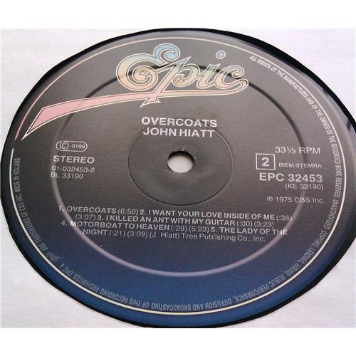 Картинка  Виниловые пластинки  John Hiatt – Overcoats / EPC 32453 в  Vinyl Play магазин LP и CD   06501 3 