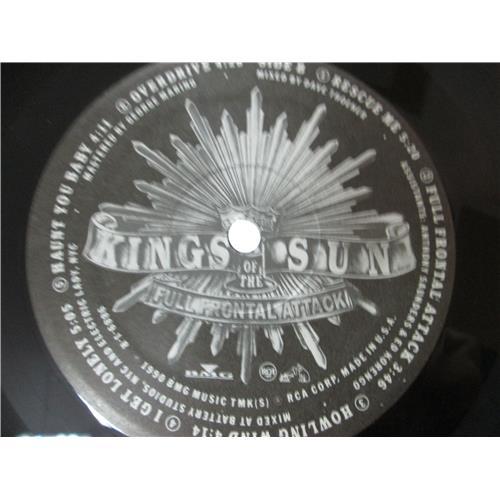 Картинка  Виниловые пластинки  Kings Of The Sun – Full Frontal Attack / 9889-1-R в  Vinyl Play магазин LP и CD   00801 5 