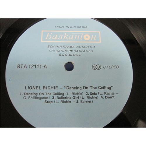 Картинка  Виниловые пластинки  Lionel Richie – Dancing On The Ceiling / BTA 12111 в  Vinyl Play магазин LP и CD   05039 2 