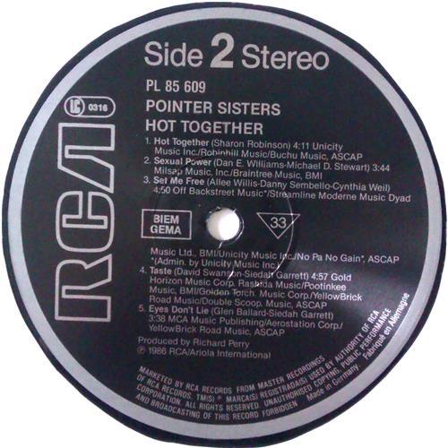 Картинка  Виниловые пластинки  Pointer Sisters – Hot Together / PL 85 609 в  Vinyl Play магазин LP и CD   04452 5 