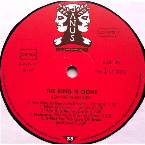  Vinyl records  Ronnie McDowell – The King Is Gone / 6.23289 AO picture in  Vinyl Play магазин LP и CD  06226  2 
