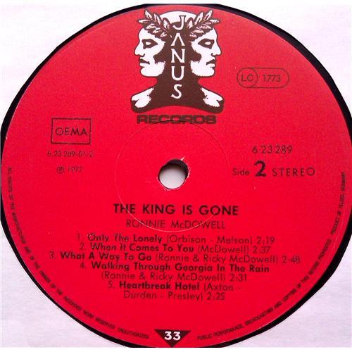 Картинка  Виниловые пластинки  Ronnie McDowell – The King Is Gone / 6.23289 AO в  Vinyl Play магазин LP и CD   06226 3 