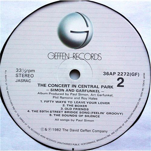 Картинка  Виниловые пластинки  Simon & Garfunkel – The Concert In Central Park / 36AP 2271~2 в  Vinyl Play магазин LP и CD   07420 11 