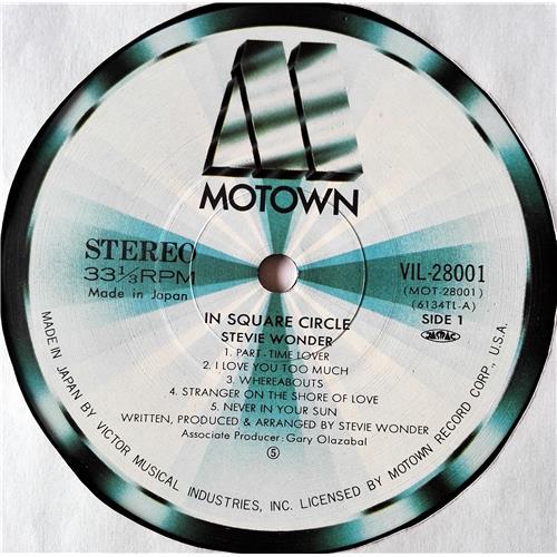  Vinyl records  Stevie Wonder – In Square Circle / VIL-28001 picture in  Vinyl Play магазин LP и CD  07375  4 