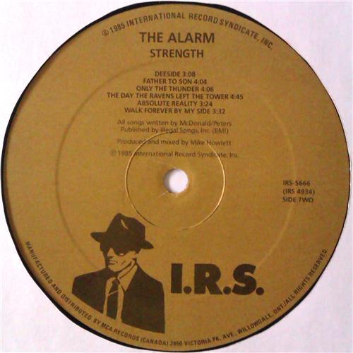 Картинка  Виниловые пластинки  The Alarm – Strength / IRS-5666 в  Vinyl Play магазин LP и CD   04566 5 