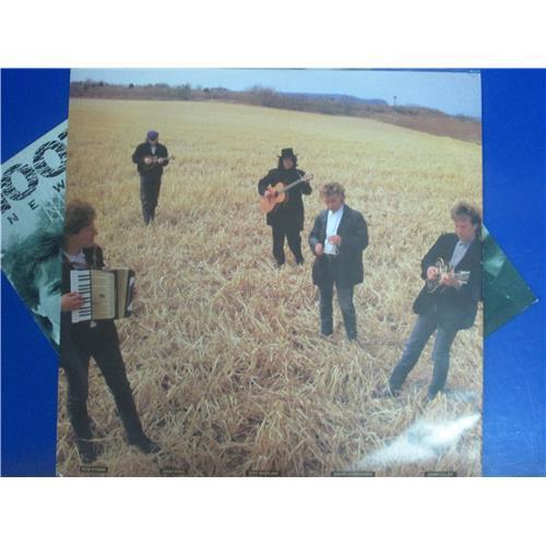 Картинка  Виниловые пластинки  The Hooters – One Way Home / CBS 450851 1 в  Vinyl Play магазин LP и CD   03493 2 