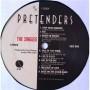 Картинка  Виниловые пластинки  The Pretenders – The Singles / 1-25664 в  Vinyl Play магазин LP и CD   04908 2 