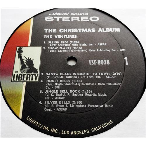 Картинка  Виниловые пластинки  The Ventures – The Ventures' Christmas Album / BST-8038 в  Vinyl Play магазин LP и CD   07380 2 