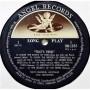 Картинка  Виниловые пластинки  Tony Osborne, His Piano And Orchestra – That's Paris / HW 1065 в  Vinyl Play магазин LP и CD   08536 2 