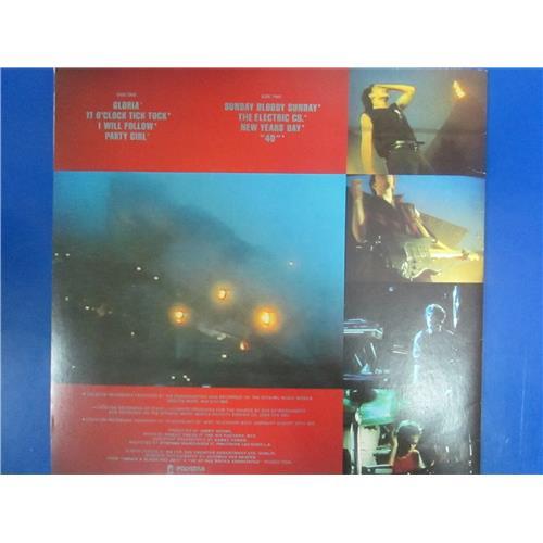 Картинка  Виниловые пластинки  U2 – Live - Under A Blood Red Sky / 20S-192 в  Vinyl Play магазин LP и CD   03369 1 