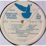 Картинка  Виниловые пластинки  Various – Kunstler Fur Den Frieden - 6 November 1982 - Wien / 10 001 в  Vinyl Play магазин LP и CD   06753 5 