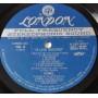 Картинка  Виниловые пластинки  Camel – A Live Record / K16P-9056 / 7 в  Vinyl Play магазин LP и CD   10181 1 