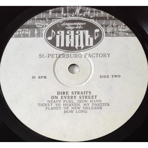 Картинка  Виниловые пластинки  Dire Straits – On Every Street / 510 160-1 в  Vinyl Play магазин LP и CD   10117 2 