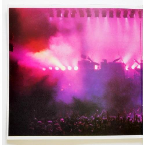 Картинка  Виниловые пластинки  Genesis – Three Sides Live / GE 2002 в  Vinyl Play магазин LP и CD   10213 2 