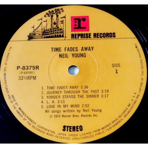 Картинка  Виниловые пластинки  Neil Young – Time Fades Away / P-8375R в  Vinyl Play магазин LP и CD   10414 6 