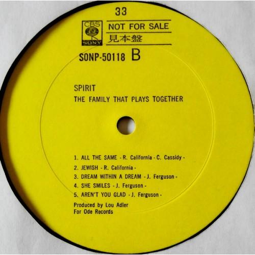 Картинка  Виниловые пластинки  Spirit – The Family That Plays Together / SONP-50118 в  Vinyl Play магазин LP и CD   09618 1 