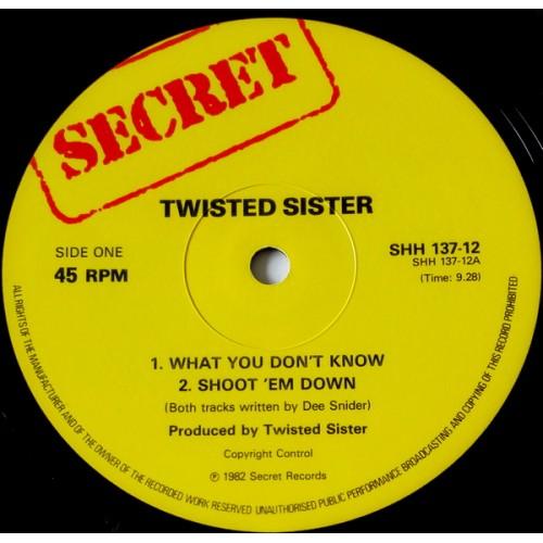 Картинка  Виниловые пластинки  Twisted Sister – Ruff Cutts / SHH 137-12 в  Vinyl Play магазин LP и CD   10467 2 